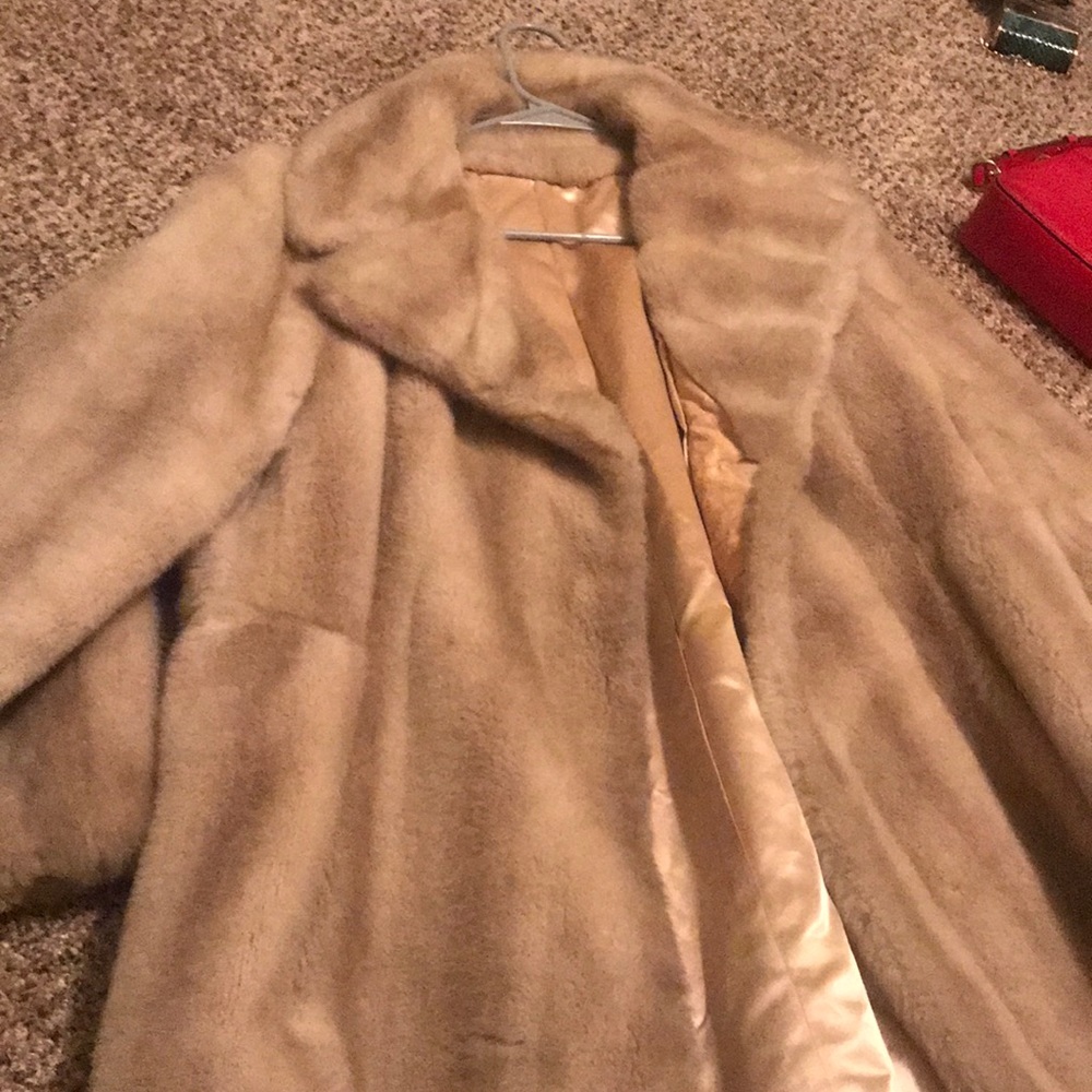 Fur coat ( faux )